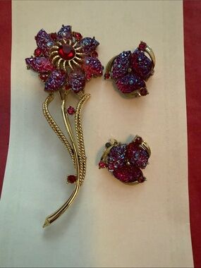 Gold-Tone Coro Floral Brooch and Earrings Set